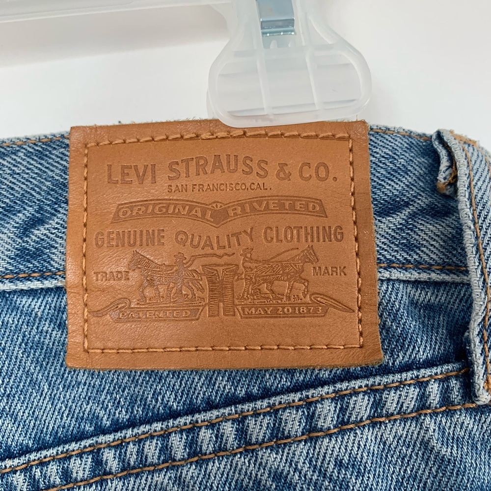 Levi’s Wedgie Fit Jeans